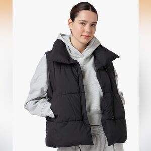 PUFFIT Black Cropped Puffer Vest